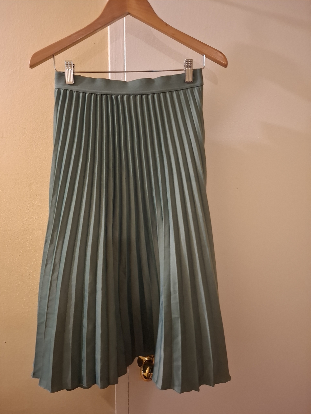 H&M Pleated Midi Skirt in Sage Green